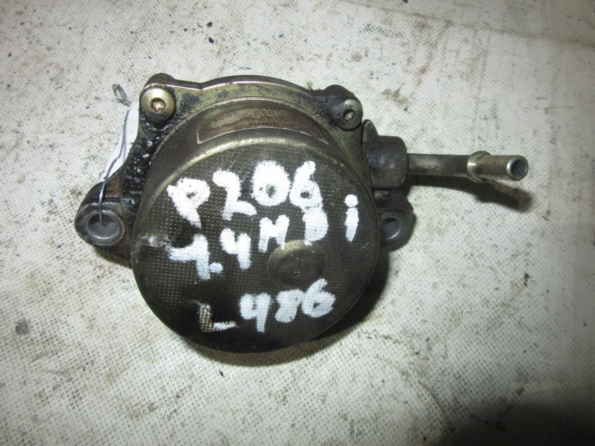 Насос вакуумный Peugeot 206 (1998-2006)